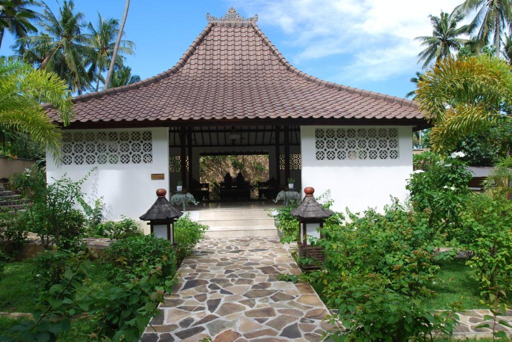 Puri Mas Spa Resort Мангсит Экстерьер фото